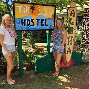 the-tiki-hale-hostel.lahainahotels.net/